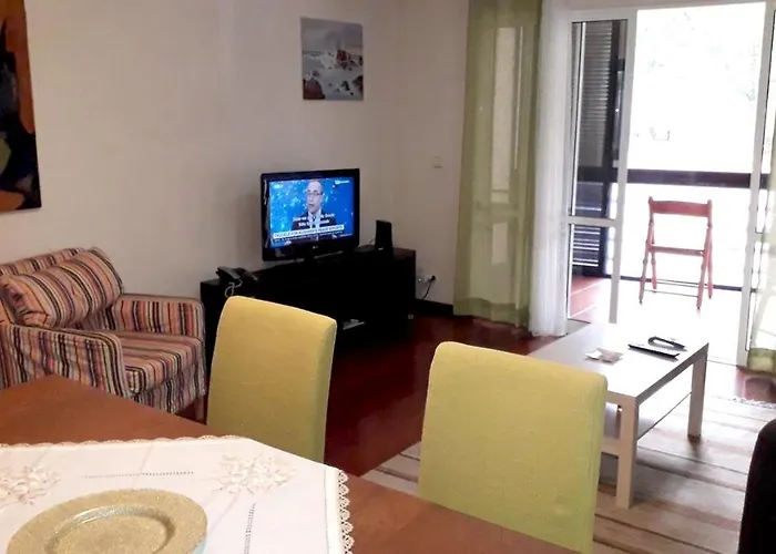 Cosy In - 70 M² - Mountain View 아파트 푼샬